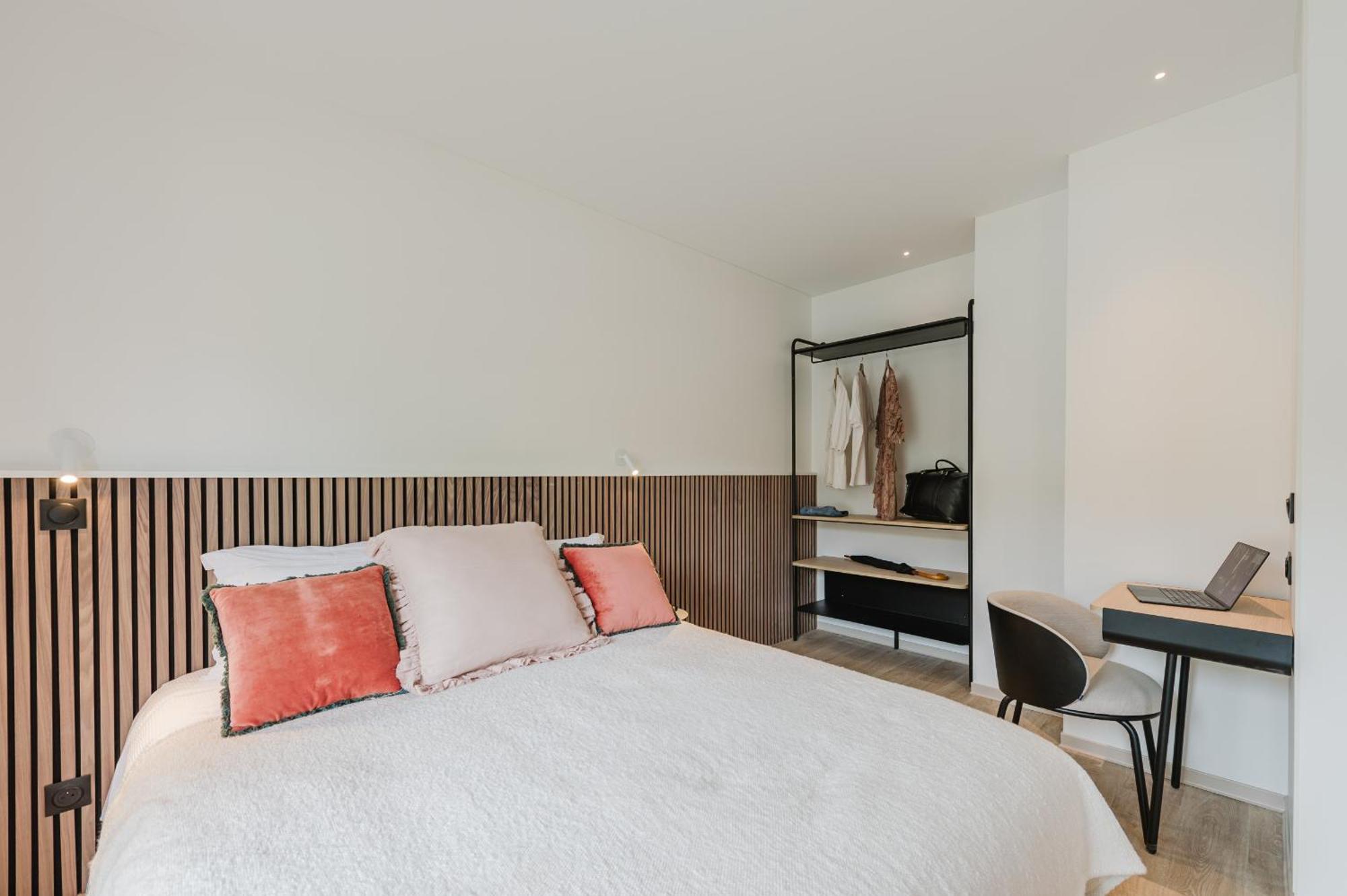 Neostelia Aparthotel