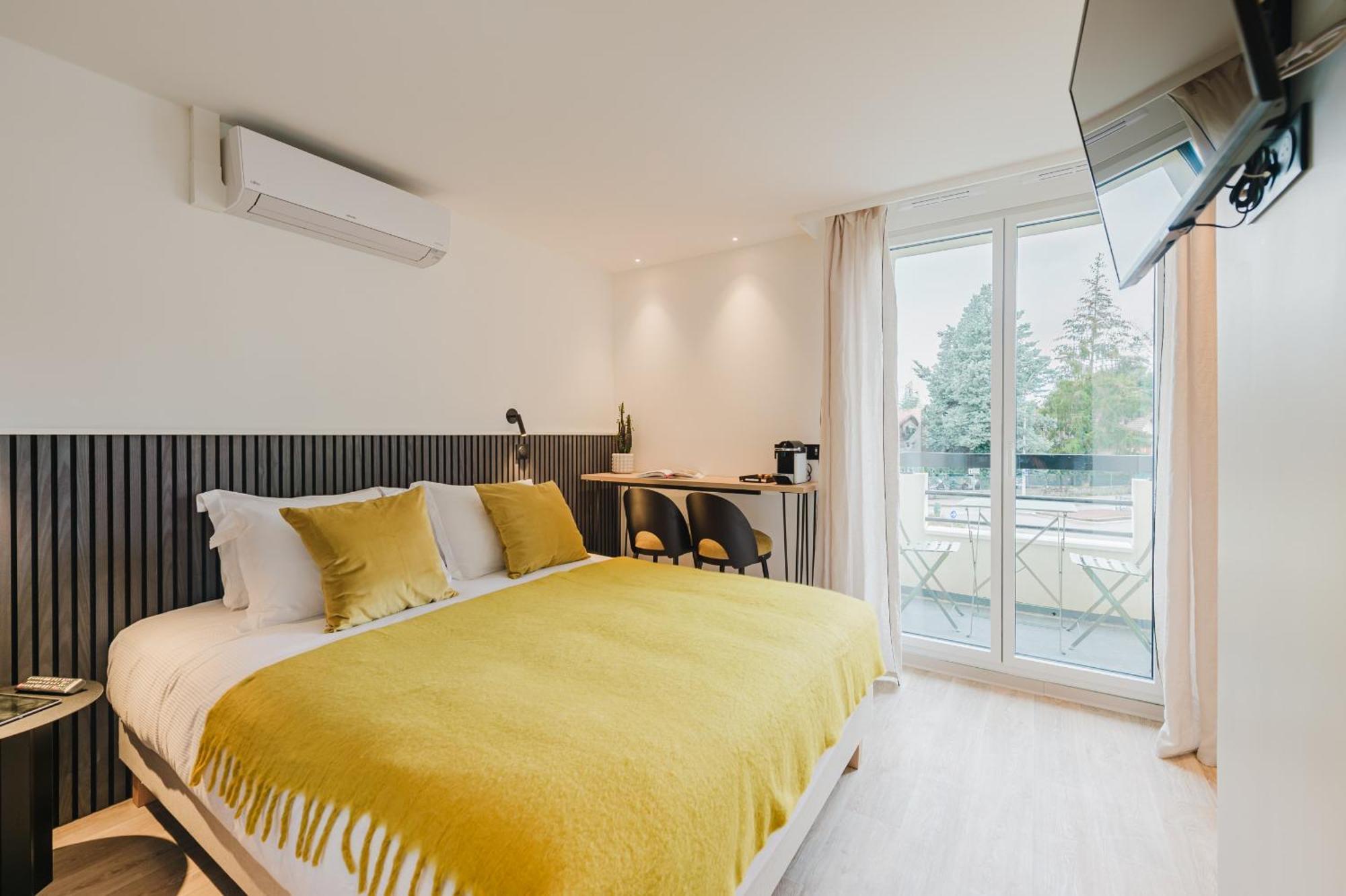 Aparthotel Neostelia *